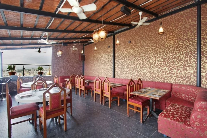 Бангалор: OYO 4452 Hotel Pigeon International