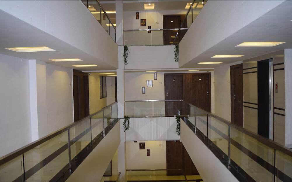 Джамнагар: Hotel Vraj Inn