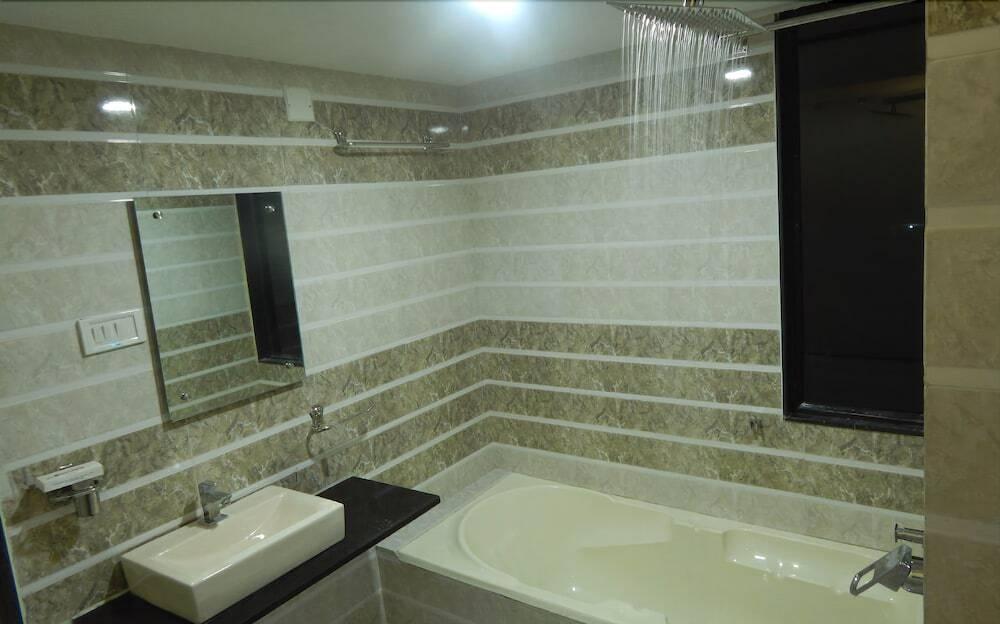 Джамнагар: Hotel Vraj Inn