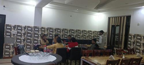 Hotel Prashant Palace — фото 4