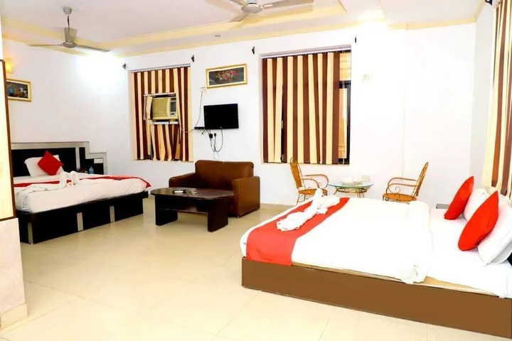 Агра: Hotel Prashant Palace