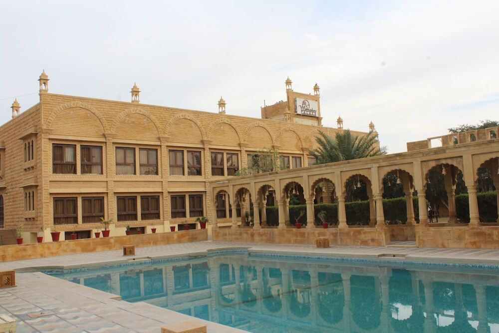 Джайсалмер: Mahadev Palace