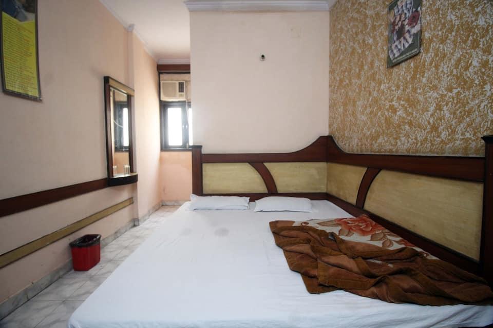 Нью-Дели: Hotel Anchal DX