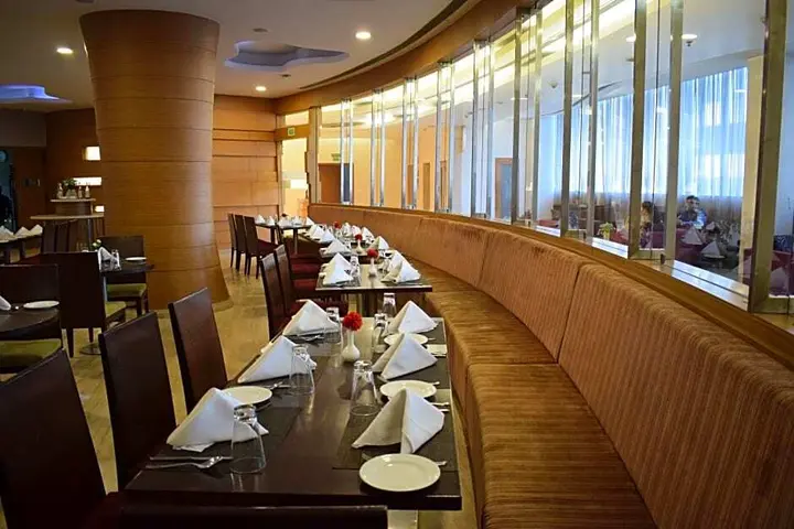 Фаридабад: Sewa Grand Hotel