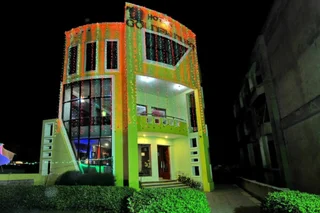 Пури: Hotel Golden Dust Puri
