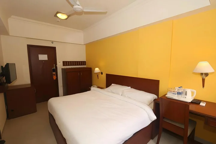 Тхане: Ginger Hotel Thane