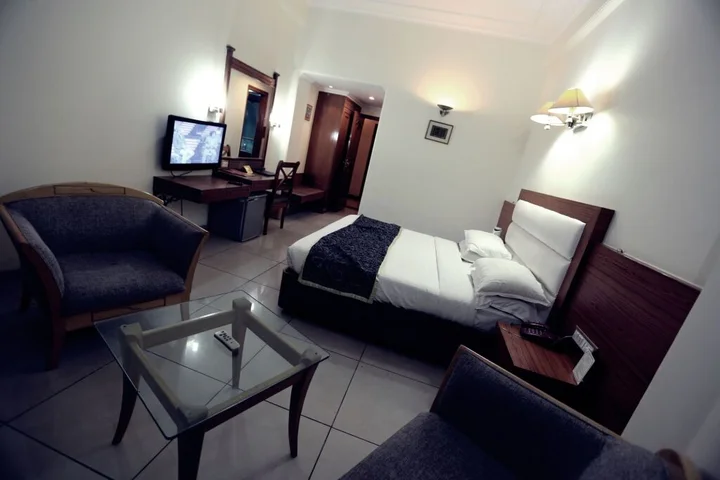 Катра: Hotel Devi Grand