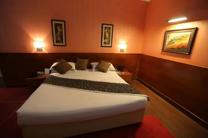 Катра: Hotel Devi Grand
