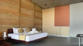 Хосур: R D S Nature Retreat