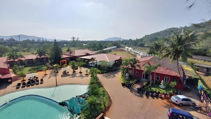 Лонавала: Whispering Woods Resort-Lonavala