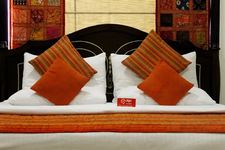 Нью-Дели: Lavish Inn