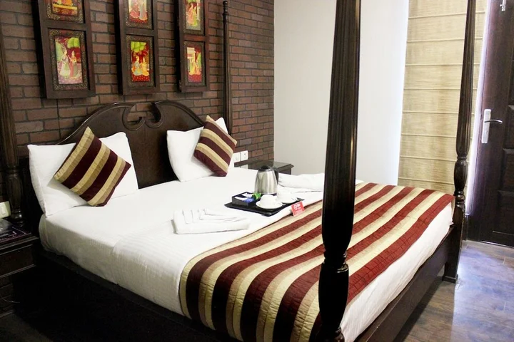 Нью-Дели: Lavish Inn