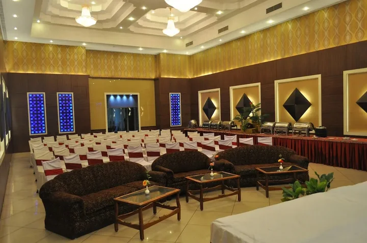 Варанаси: Hotel Plaza inn