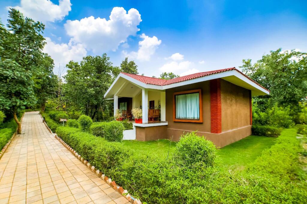 Панпата: Lemon Tree Wildlife Resort, Bandhavgarh
