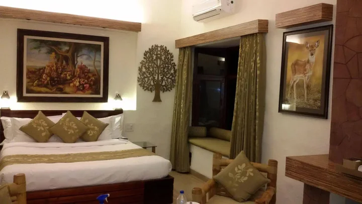 Панпата: Lemon Tree Wildlife Resort, Bandhavgarh