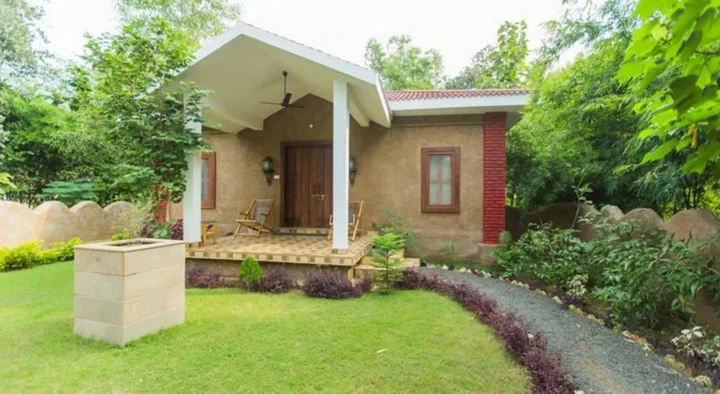 Панпата: Lemon Tree Wildlife Resort, Bandhavgarh