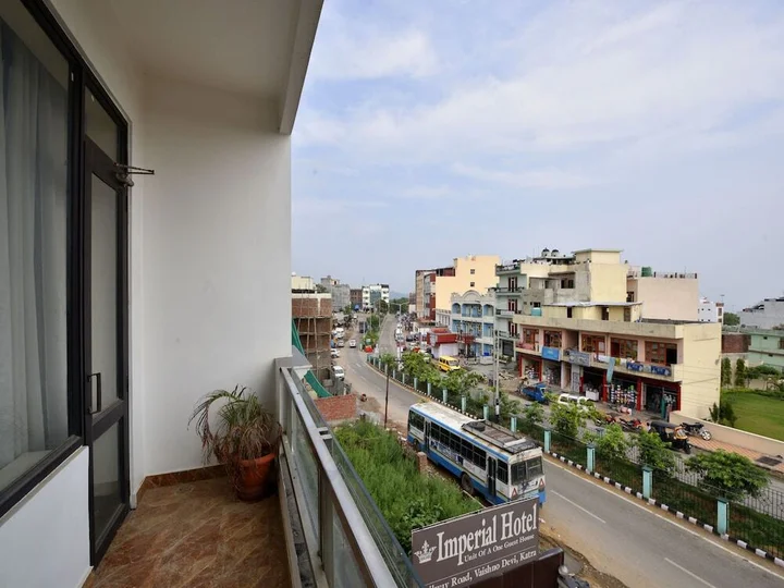 Катра: Shyam Residency By OYO Rooms