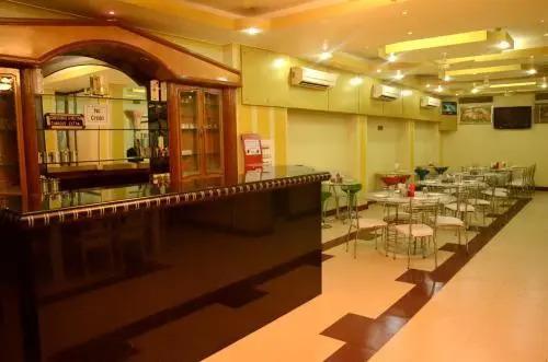 Узел Хануманангарх: Narang Hotel
