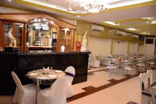 Узел Хануманангарх: Narang Hotel