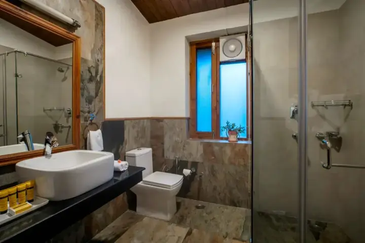 Манали: Larisa Resort, Manali