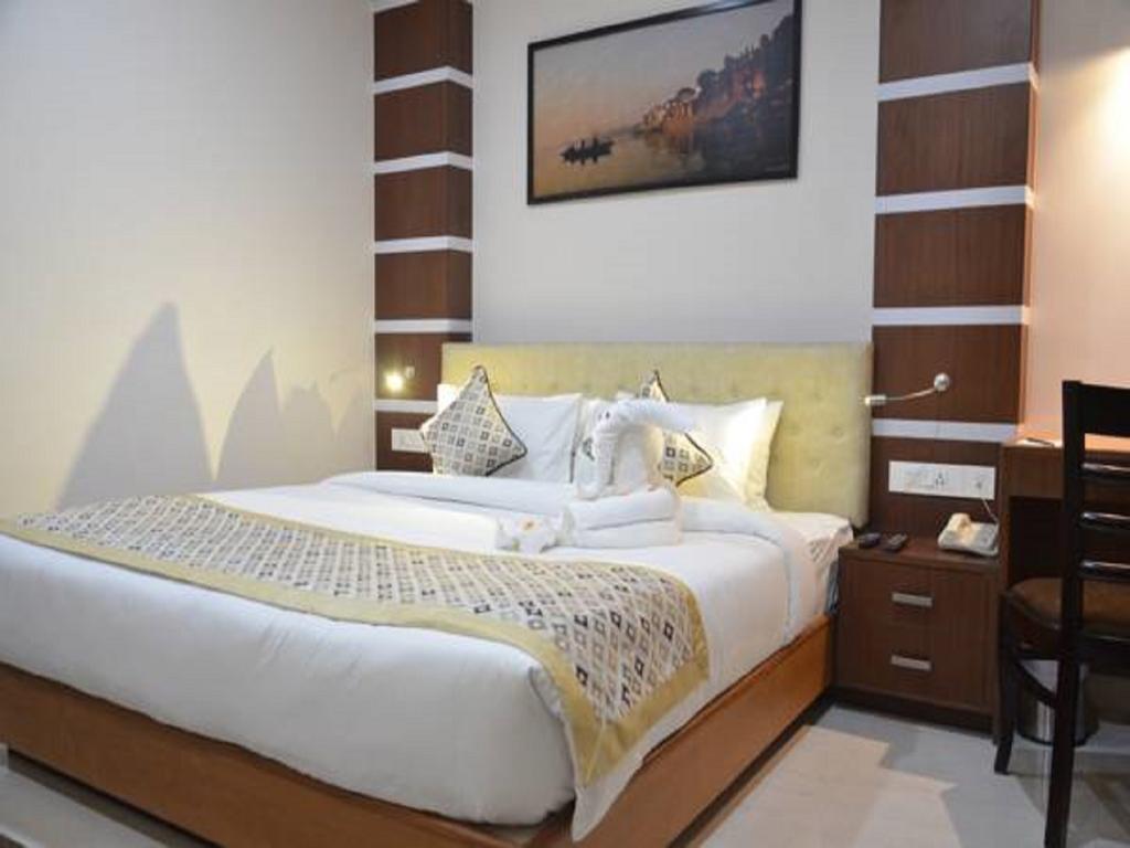 Сарнатх: Ramada By Wyndham Varanasi Katesar