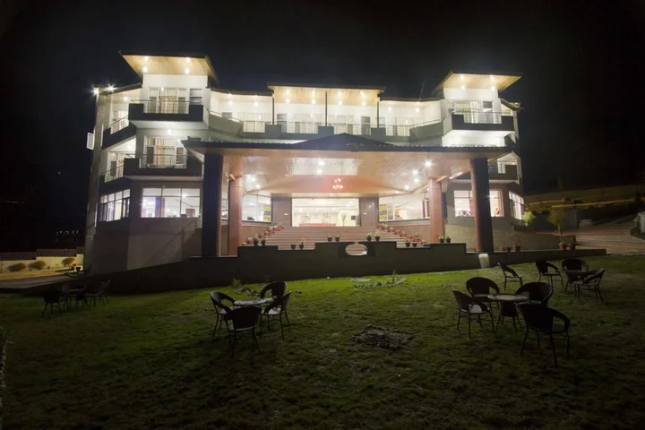 Наггар: Snow Touch Resort (Shri Nath Group)