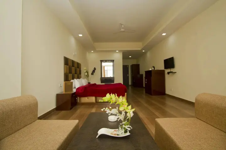 Наггар: Snow Touch Resort (Shri Nath Group)