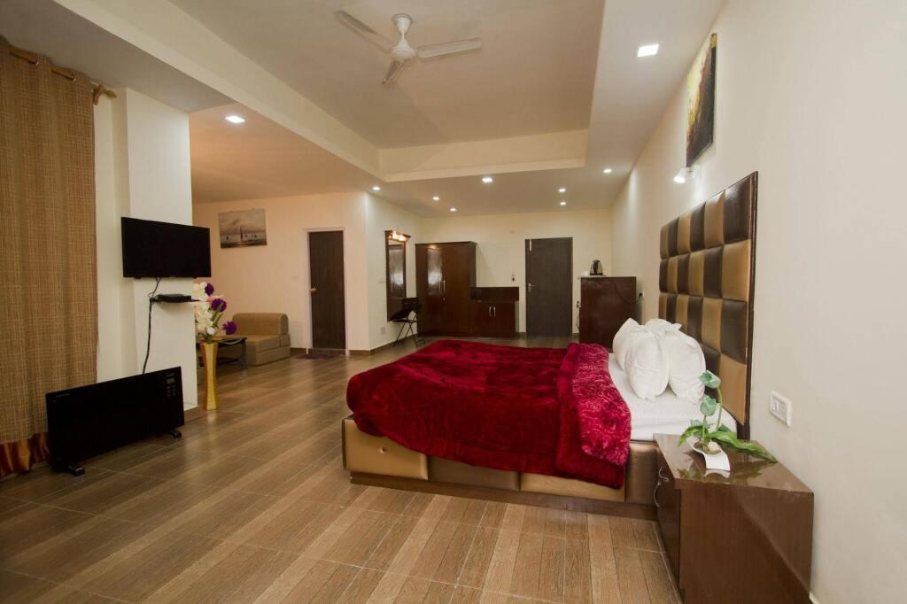 Snow Touch Resort (Shri Nath Group) — фото 5