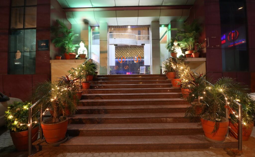 Лудхиана: Hotel Ivory Retreat