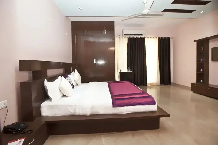 OYO Rooms Huda City Center Market District — фото 2