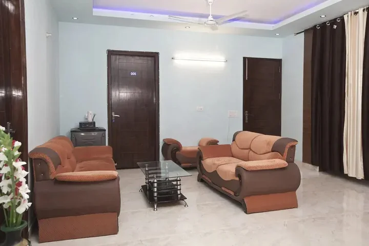 Гуруграм: OYO Rooms Huda City Center Market District
