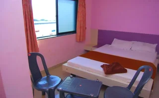 Дварка: Hotel Rajadhiraj