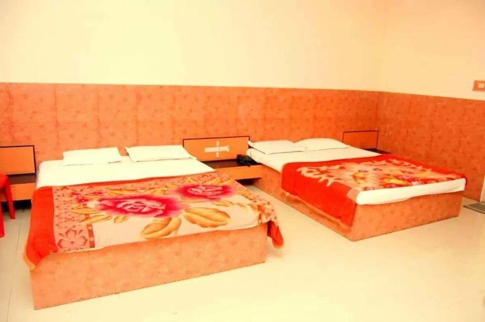 Дварка: Hotel Meera