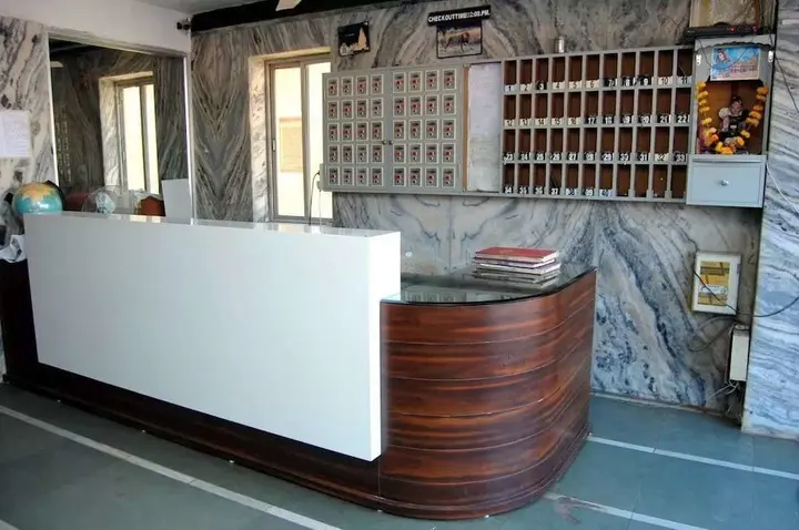 Дварка: Hotel Meera