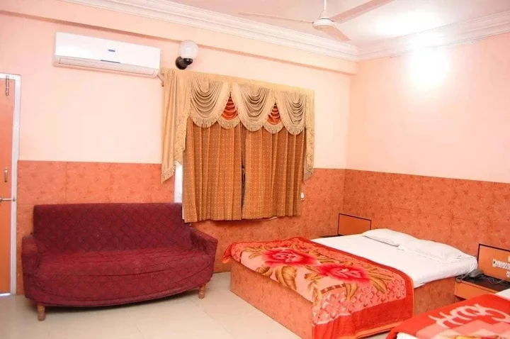 Дварка: Hotel Meera