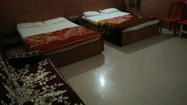 Дварка: Hotel Meera