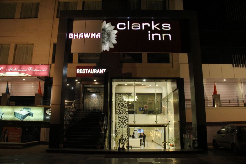 Агра: Bhawna Clarks Inn, Agra