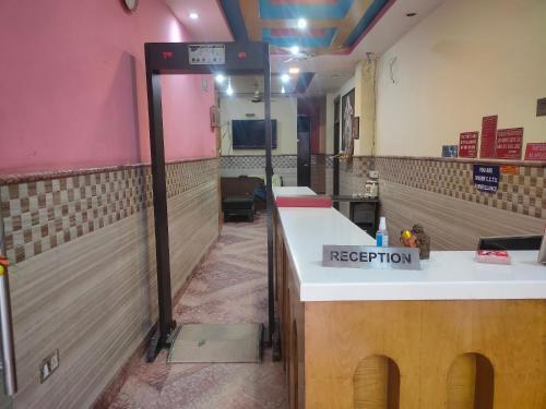 Нью-Дели: Hotel Nandi Mahadev By WB Inn