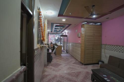 Нью-Дели: Hotel Nandi Mahadev By WB Inn