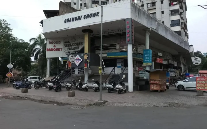 Сурат: Hotel Welcome Palace