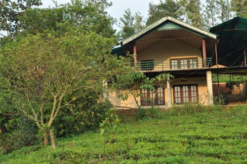 Султан-Батери: Tea Garden Holiday Home