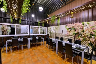 Райпур: Shri Gita Hotel