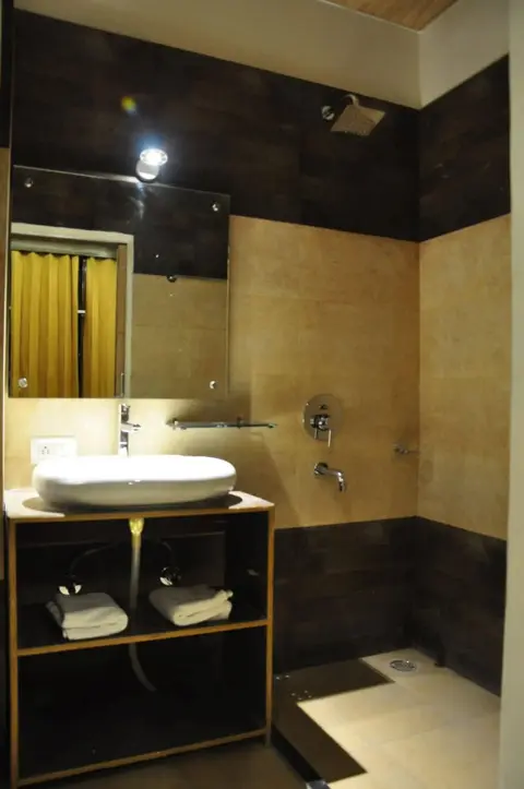 Чамба: Atithis Resort