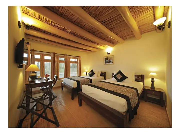 Лех: Saboo Resorts