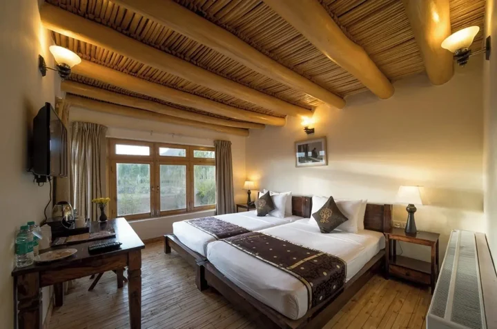 Лех: Saboo Resorts