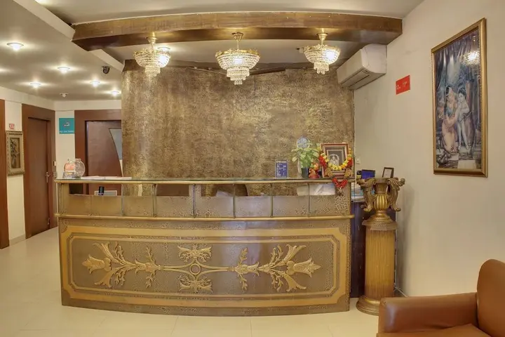 Нью-Дели: OYO 358 Hotel Golden Leaf