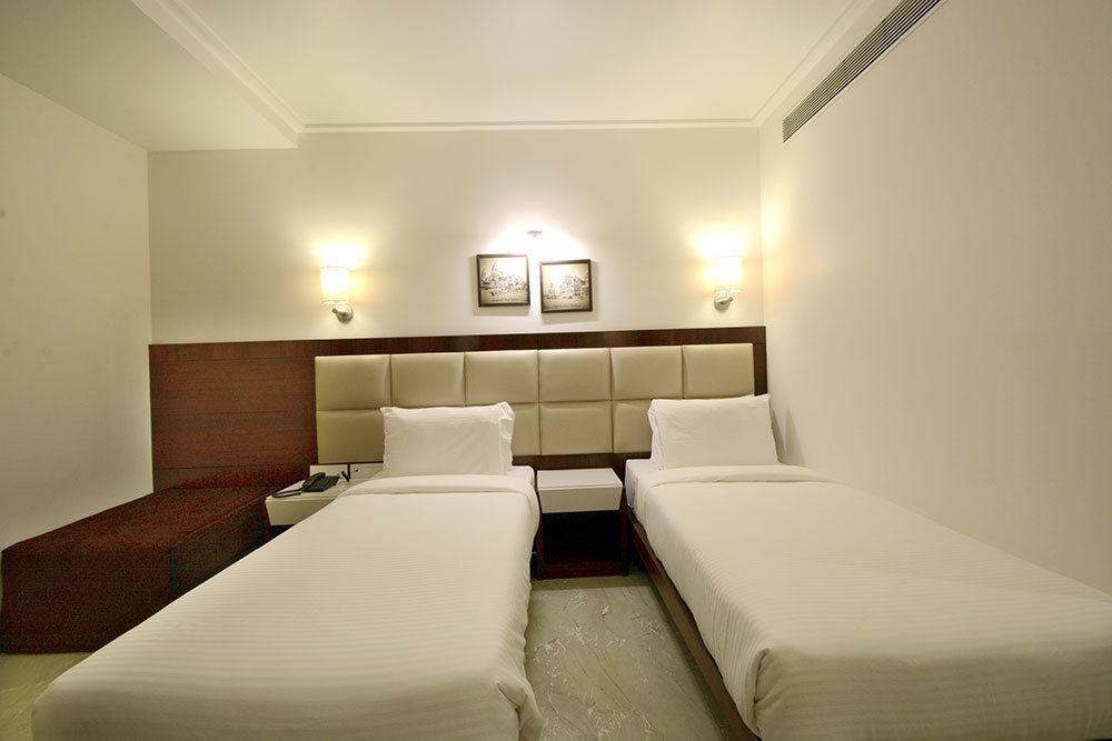 Мумбаи: Hotel Better Home International