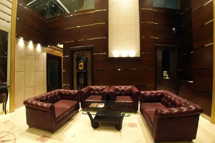 Райпур: Hotel Venkatesh International