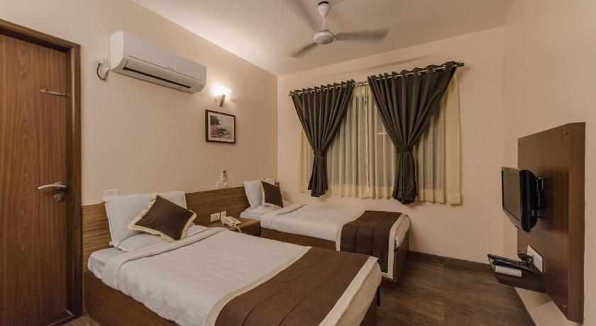 Мангалур: Hotel Inland Avenue