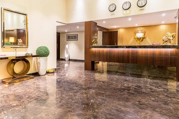 Пимпри-Чинчвад: Treebo Premium Grand Emerald